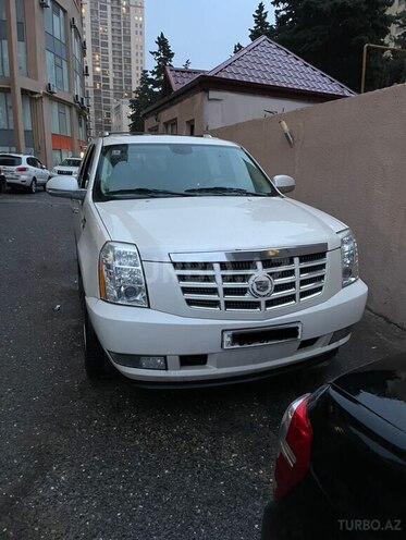 Cadillac Escalade 2008, 181,000 km - 6.2 л - Bakı