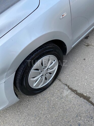 Hyundai i30 2008, 327,360 km - 1.6 л - Gəncə