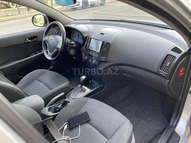 Hyundai i30 2008, 327,360 km - 1.6 л - Gəncə