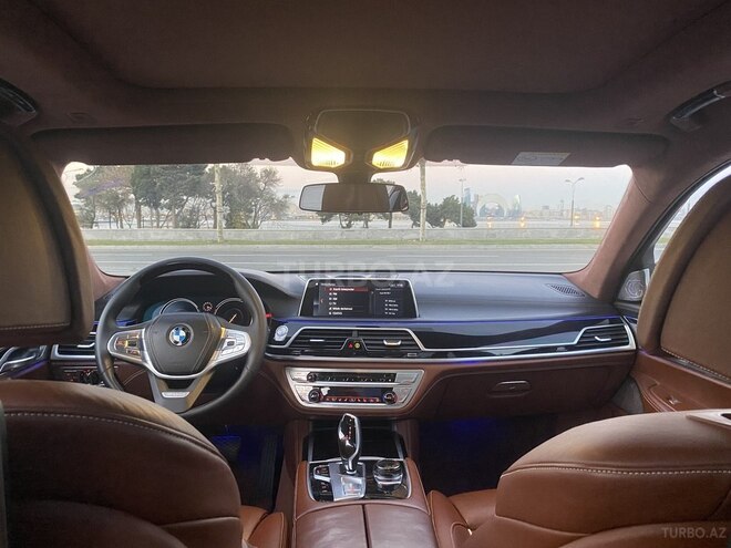 BMW 750 2016, 137,000 km - 4.4 l - Bakı