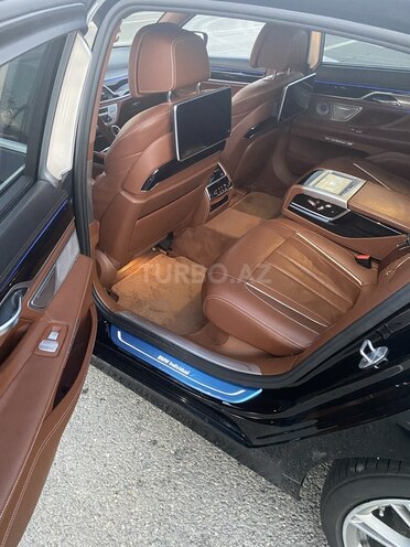 BMW 750 2016, 137,000 km - 4.4 l - Bakı