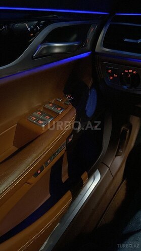 BMW 750 2016, 137,000 km - 4.4 l - Bakı