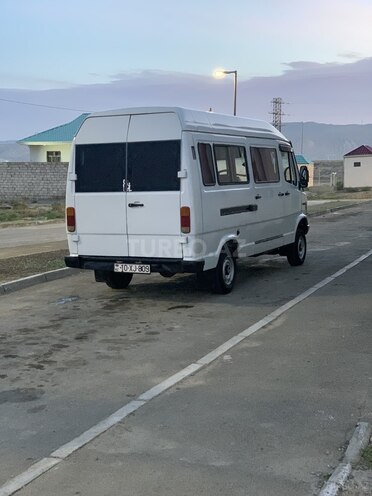 Mercedes 208 D 1993, 330,000 km - 2.3 л - Sabirabad