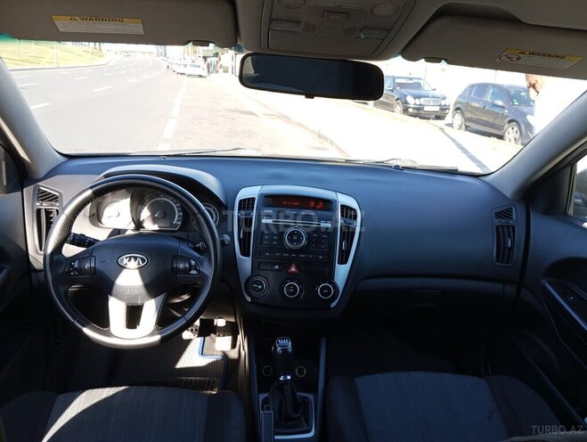 Kia Ceed 2010, 261,000 km - 1.6 л - Bakı