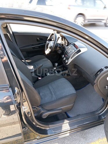 Kia Ceed 2010, 261,000 km - 1.6 л - Bakı