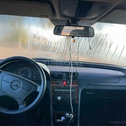 Mercedes C 220 1998, 379,000 km - 2.2 l - Beyləqan