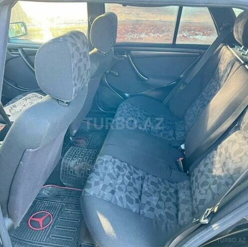 Mercedes C 220 1998, 379,000 km - 2.2 l - Beyləqan