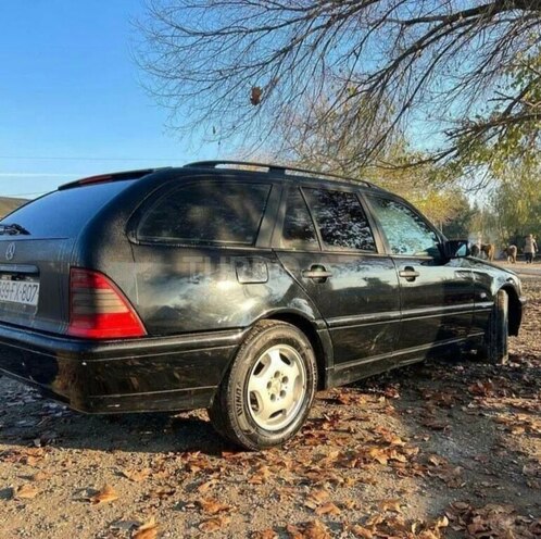 Mercedes C 220 1998, 379,000 km - 2.2 l - Beyləqan