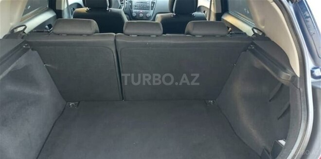 Kia Ceed 2009, 132,000 km - 1.4 л - Quba