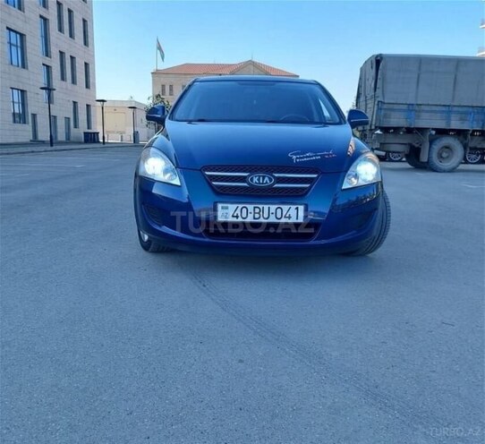 Kia Ceed 2009, 132,000 km - 1.4 л - Quba