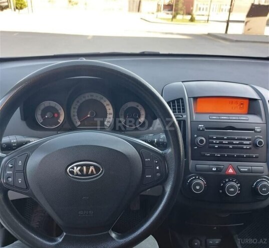 Kia Ceed 2009, 132,000 km - 1.4 л - Quba
