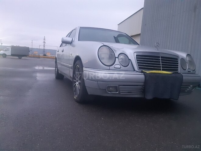 Mercedes E 280 1996, 455,000 km - 2.8 l - Bakı