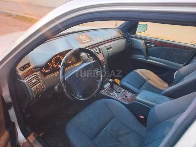 Mercedes E 200 1997, 298,456 km - 2.0 л - Gəncə
