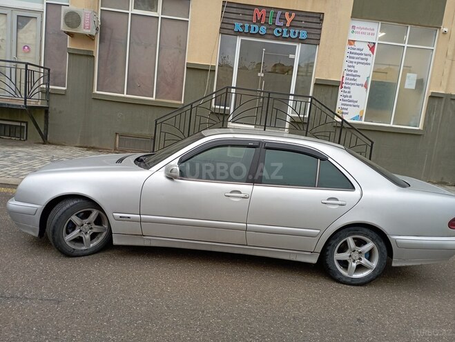 Mercedes E 220 1999, 477,853 km - 2.2 l - Bakı