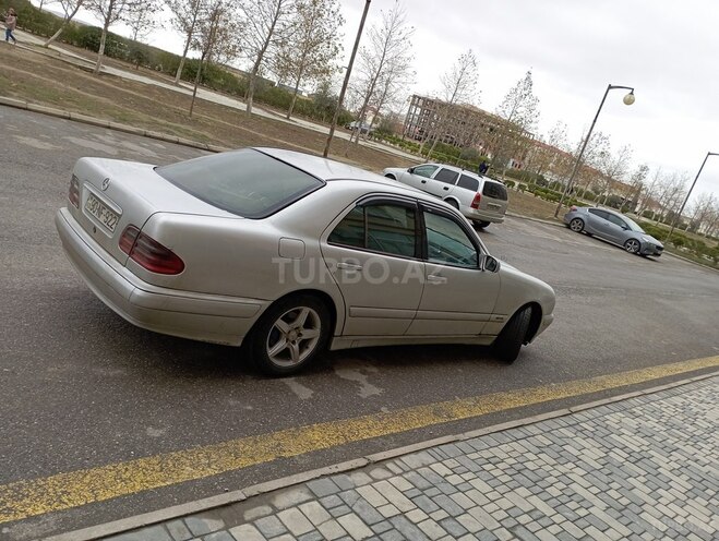 Mercedes E 220 1999, 477,853 km - 2.2 l - Bakı