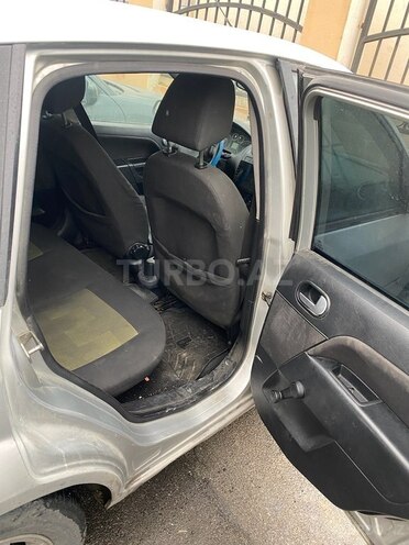 Ford Fiesta 2005, 295,000 km - 1.4 l - Bakı
