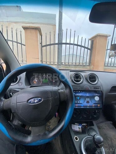 Ford Fiesta 2005, 295,000 km - 1.4 l - Bakı