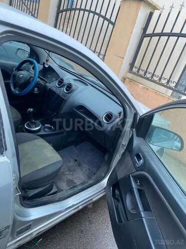 Ford Fiesta 2005, 295,000 km - 1.4 l - Bakı