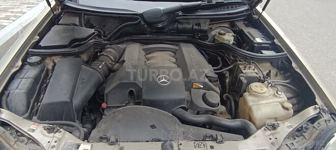 Mercedes E 240 1998, 321,789 km - 2.4 l - Bakı