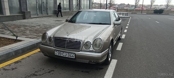 Mercedes E 240 1998, 321,789 km - 2.4 l - Bakı
