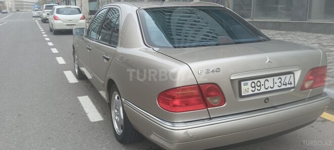 Mercedes E 240 1998, 321,789 km - 2.4 l - Bakı