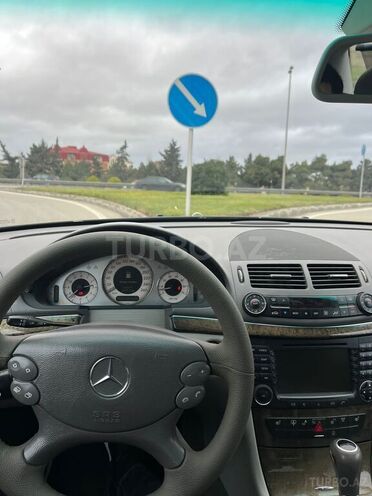 Mercedes E 350 2008, 325,000 km - 3.5 l - Bakı