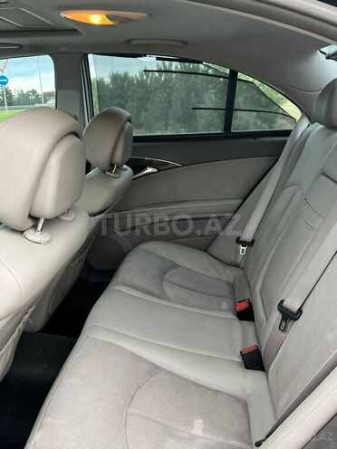 Mercedes E 350 2008, 325,000 km - 3.5 l - Bakı