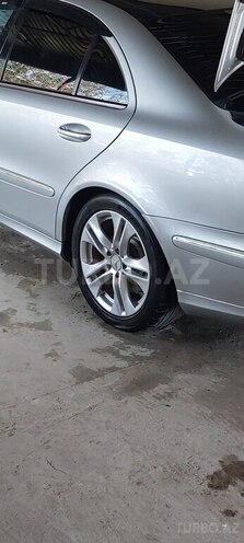 Mercedes E 240 2004, 314,000 km - 2.6 l - Bakı