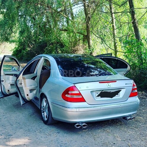 Mercedes E 240 2004, 314,000 km - 2.6 l - Bakı