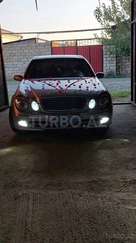 Mercedes E 240 2004, 314,000 km - 2.6 l - Bakı