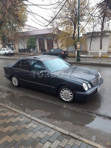 Mercedes E 270 2000, 502,996 km - 2.7 l - İmişli