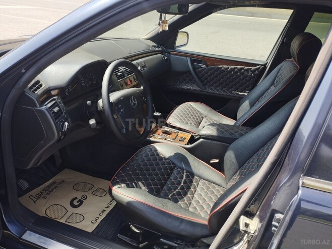 Mercedes E 270 2001, 590,000 km - 2.7 l - Bakı