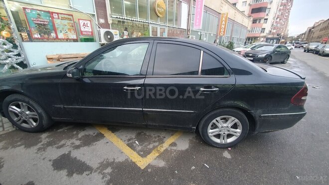 Mercedes E 270 2002, 450,000 km - 2.7 l - Bakı