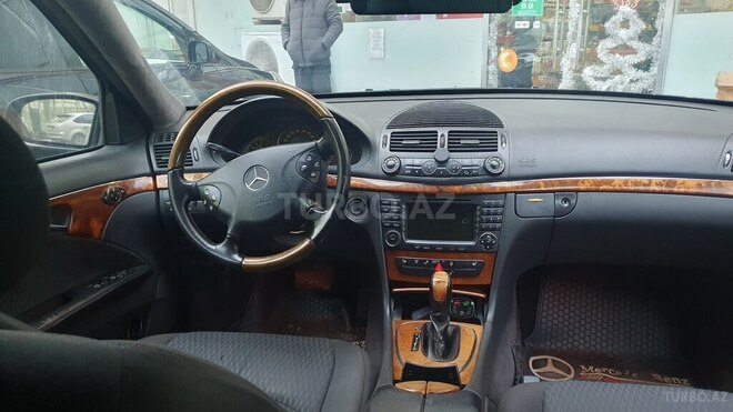 Mercedes E 270 2002, 450,000 km - 2.7 l - Bakı