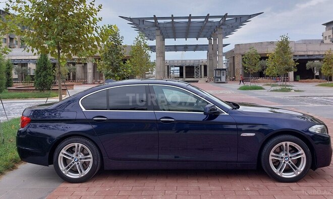 BMW 528 2011, 177,000 km - 2.0 л - Bakı