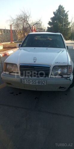 Mercedes E 200 1995, 320,000 km - 2.0 l - Sumqayıt