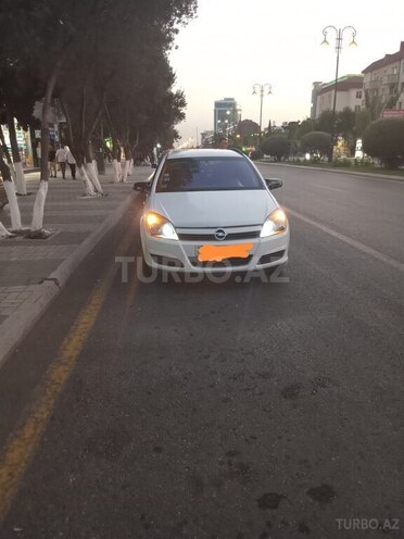 Opel Astra 2005, 285,238 km - 1.7 l - Qəbələ