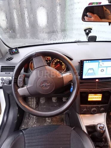 Opel Astra 2005, 285,238 km - 1.7 l - Qəbələ
