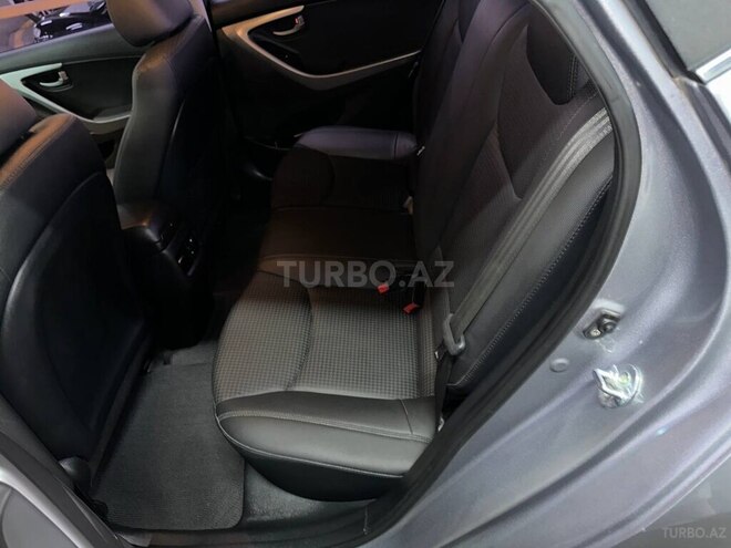 Hyundai Elantra 2015, 133,000 km - 1.6 l - Gəncə