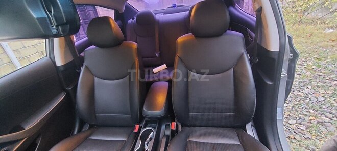 Hyundai Elantra 2015, 133,000 km - 1.6 l - Gəncə