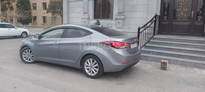 Hyundai Elantra 2015, 133,000 km - 1.6 l - Gəncə