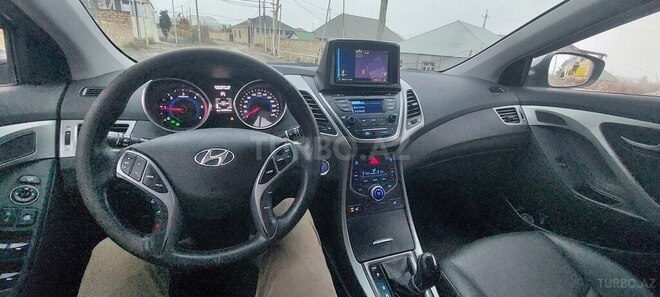 Hyundai Elantra 2015, 133,000 km - 1.6 l - Gəncə