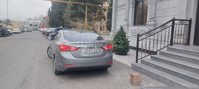 Hyundai Elantra 2015, 133,000 km - 1.6 l - Gəncə