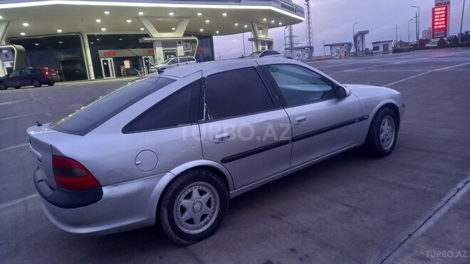 Opel Vectra 1998, 320,000 km - 1.8 l - Bakı