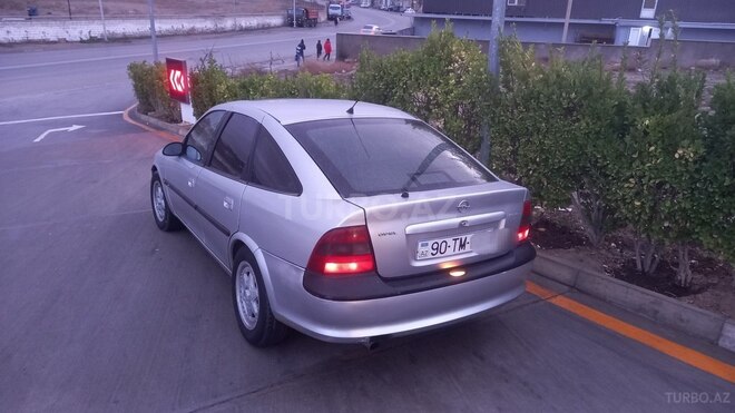 Opel Vectra 1998, 320,000 km - 1.8 l - Bakı