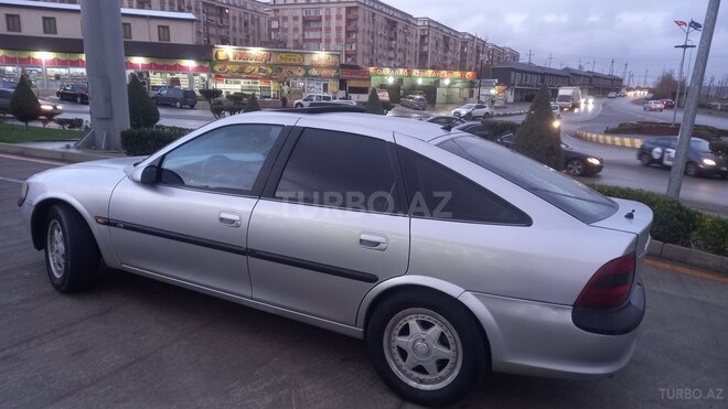 Opel Vectra 1998, 320,000 km - 1.8 l - Bakı