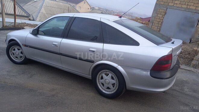 Opel Vectra 1998, 320,000 km - 1.8 l - Bakı