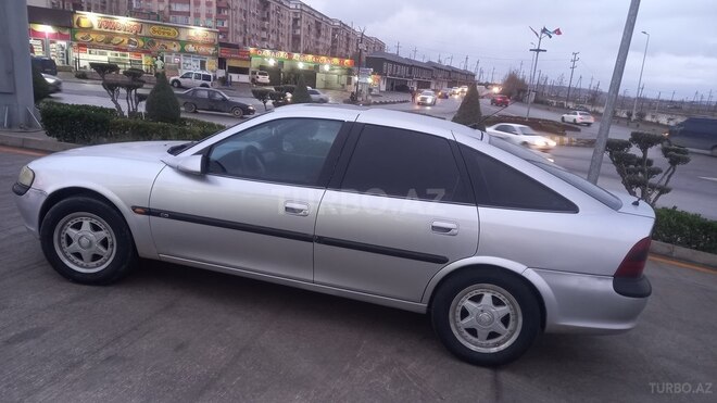 Opel Vectra 1998, 320,000 km - 1.8 l - Bakı