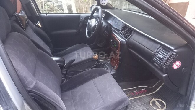 Opel Vectra 1998, 320,000 km - 1.8 l - Bakı