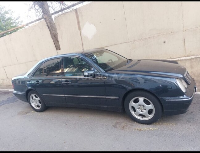 Mercedes E 270 2000, 400,000 km - 2.7 l - Bakı